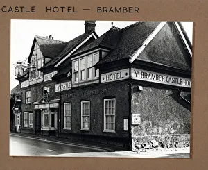Bramber Prints: Photograph of Castle Hotel, Bramber, Sussex