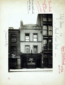 Photograph of City Arms, Monument, London