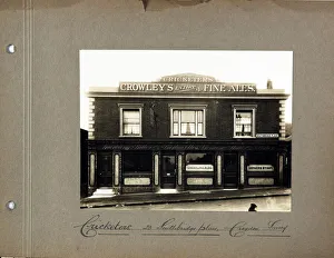 Crowley Prints: Photograph of Cricketers PH, Croydon, Surrey