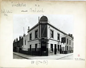 Photograph of Cricketers PH, Woolwich, London