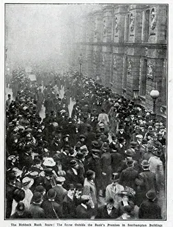 Scare Prints: Photograph of crowds, at the Birkbeck Bank Scare: the scene outside the Bank's Premises