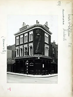 Photograph of Crown & Dolphin PH, Shadwell, London