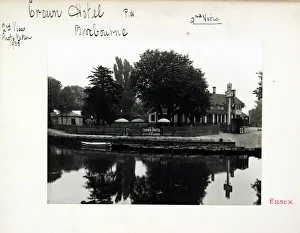 Photograph of Crown Hotel, Broxbourne, Hertfordshire