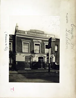 Dalston Prints: Photograph of Crown PH, Dalston, London