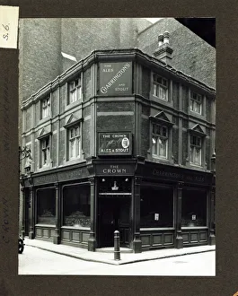 Photograph of Crown PH, Whitechapel, London