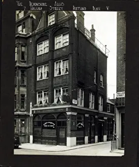 Photograph of Devonshire Arms, Portland Place, London