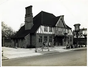 Photograph of Duke Of Cambridge PH, Putney, London