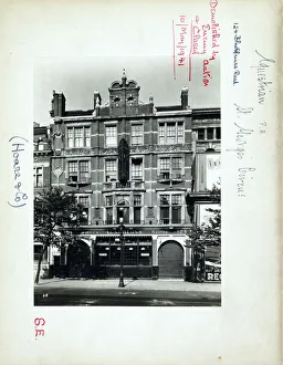 Photograph of Equestrian PH, Southwark, London