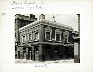 Photograph of General Havelock PH, London Fields, London
