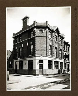 Photograph of Gloucester PH, Walworth, London