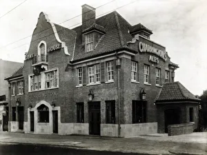 Norwood Prints: Photograph of Goathouse PH, Norwood, London