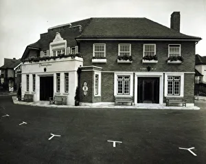 Photograph of Golden Eagle PH, Finchley, London