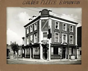 Photograph of Golden Fleece PH, Edmonton, London