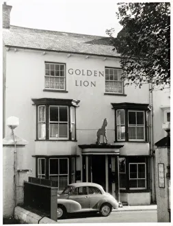 Photograph of Golden Lion PH, Seaton, Devon