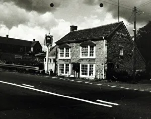 Harrow Prints: Photograph of Harrow PH, Enstone, Oxfordshire
