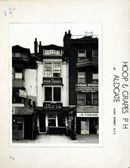 Photograph of Hoop & Grapes PH, Aldgate, London