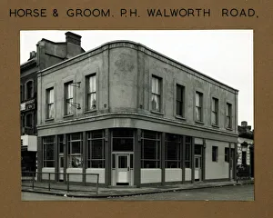 Walworth Prints: Photograph of Horse & Groom PH, Walworth, London