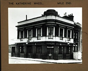 Katherine Gallery: Photograph of Katherine Wheel PH, Mile End, London