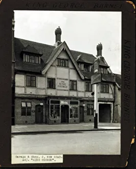 Photograph of King George PH, Barnet, Greater London