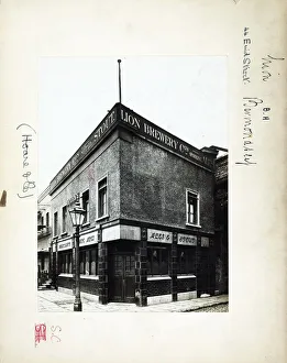 Photograph of Lion PH, Bermondsey (Old), London