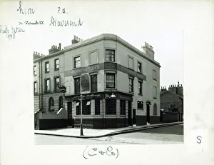 Photograph of Lion PH, Gravesend, Kent