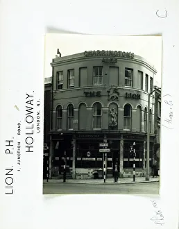 Holloway Prints: Photograph of Lion PH, Holloway, London