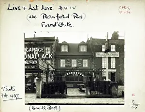 Brothers Prints: Photograph of Live & Let Live PH, Forest Gate, London