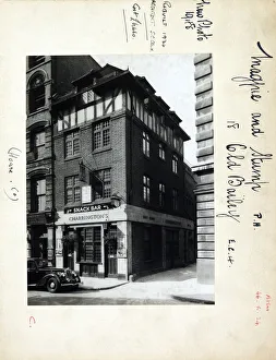 Stump Gallery: Photograph of Magpie & Stump PH, Old Bailey, London