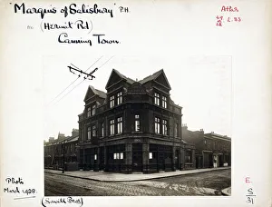 Canning Prints: Photograph of Marquis Of Salisbury PH, Canning Town, London