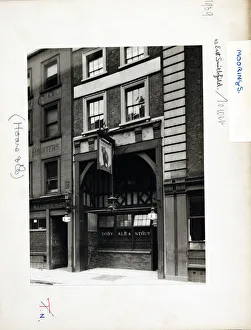 Photograph of Moorings PH, Tower, London