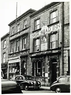 Brutton Prints: Photograph of Nags Head PH, Crewkerne, Somerset