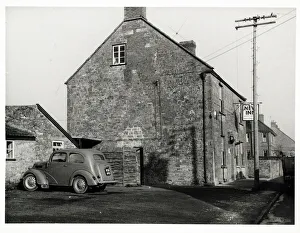 Photograph of New Inn, South Petherton, Somerset