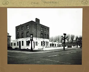 Photograph of Oak Tavern, Surbiton, Surrey