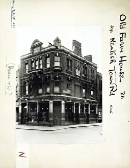 Hoare Prints: Photograph of Old Farm House PH, Kentish Town, London