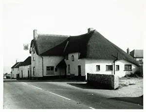 Axminster Prints: Photograph of Old Inn, Axminster, Somerset