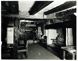 Photograph of Olde Six Bells PH, Horley, Sussex