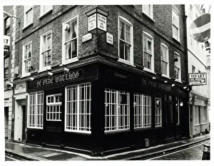 Photograph of Olde Watling PH, Bow, London