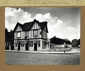 Photograph of Oxford & Cambridge PH, Hammersmith, London