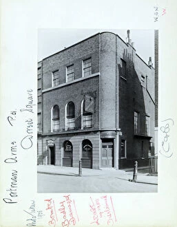 Marylebone Collection: Photograph of Portman Arms, Marylebone, London