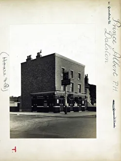 Dalston Prints: Photograph of Prince Albert PH, Dalston, London