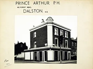 Dalston Prints: Photograph of Prince Arthur PH, Dalston, London