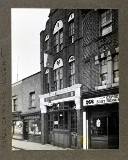 Photograph of Prince Of Wales PH, Hoxton Street, London