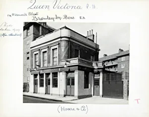 Bromley Prints: Photograph of Queen Victoria PH, Bromley by Bow, London