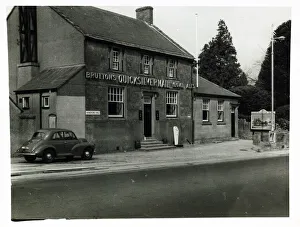 Yeovil Prints: Photograph of Quicksilver Inn, Yeovil, Somerset