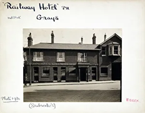 Grays Prints: Photograph of Railway Hotel, Grays, Essex