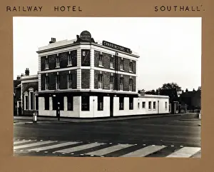 Photograph of Railway Hotel, Southall, Greater London