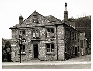 Yeovil Prints: Photograph of Railway Hotel, Yeovil, Somerset