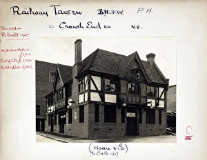 Crouch Prints: Photograph of Railway Tavern, Crouch End, London