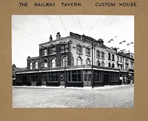 Photograph of Railway Tavern, Custom House, London