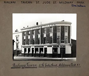 Photograph of Railway Tavern, Dalston, London